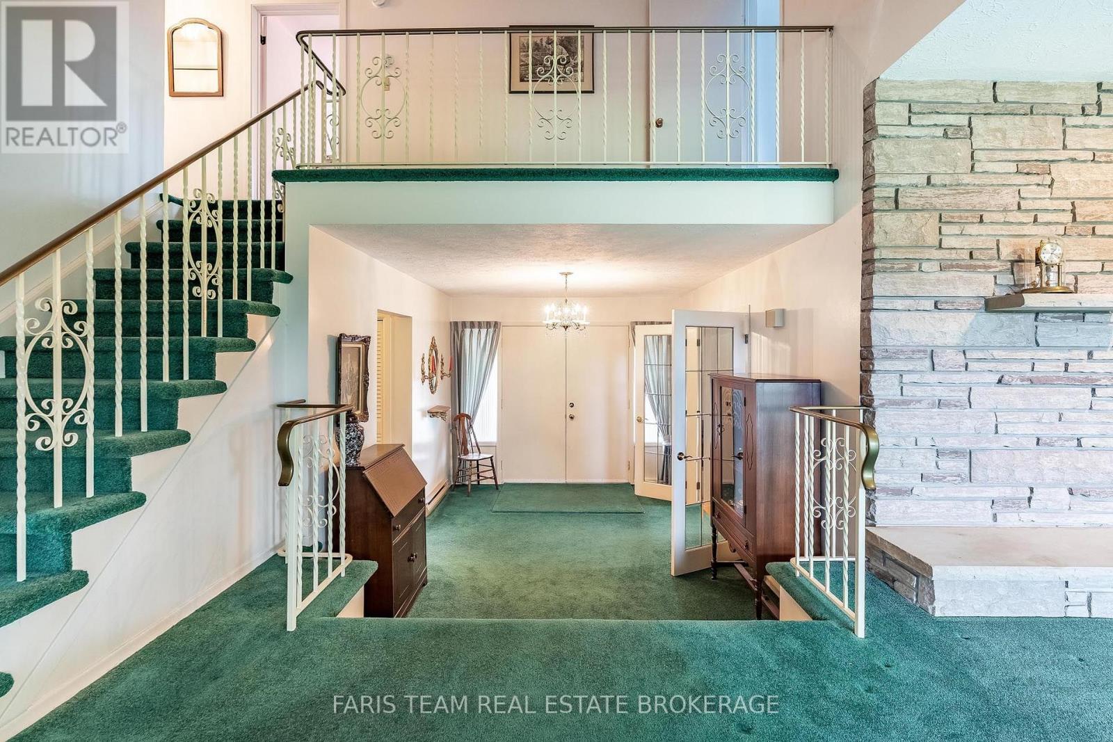 40 Stunden Lane, Barrie, ON photo 4