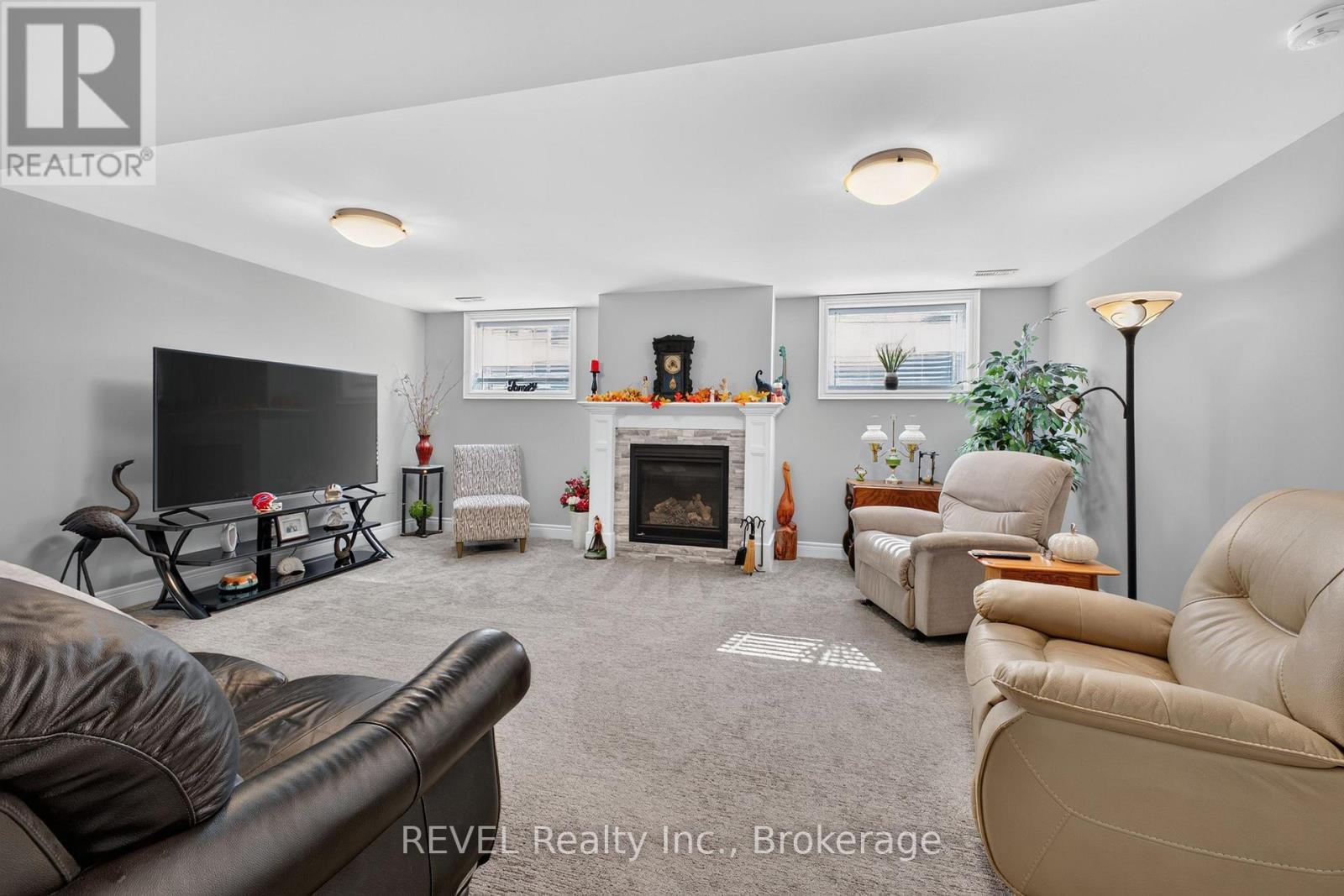 4233 VILLAGE CREEK DRIVE - 26