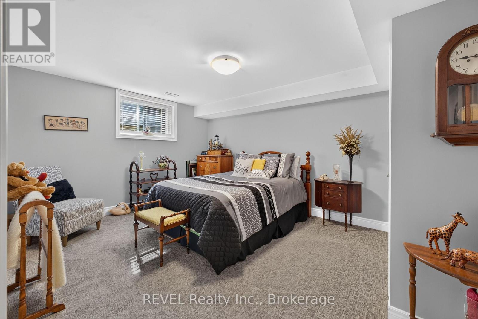 4233 VILLAGE CREEK DRIVE - 27