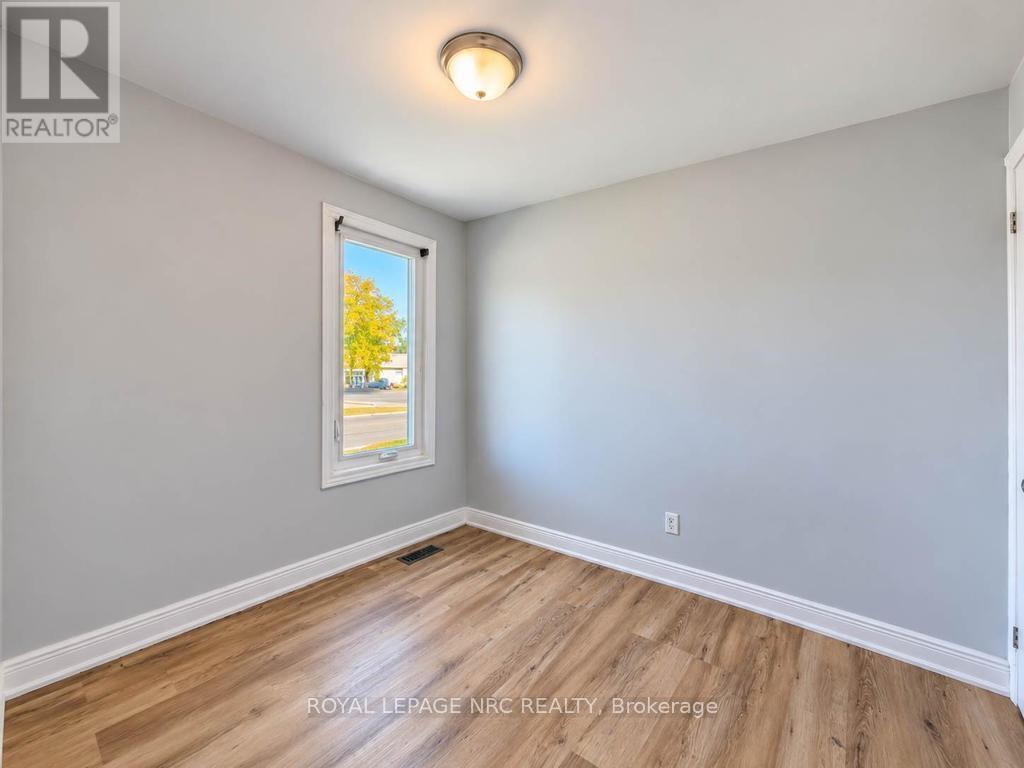 369 LINCOLN STREET - Image 15