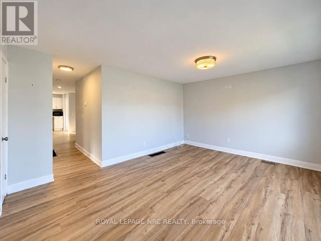 369 LINCOLN STREET - 7