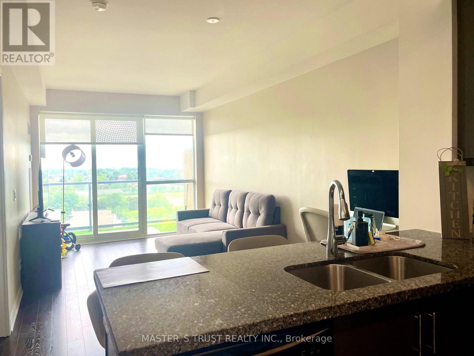 15 James Finlay Way — photo 2