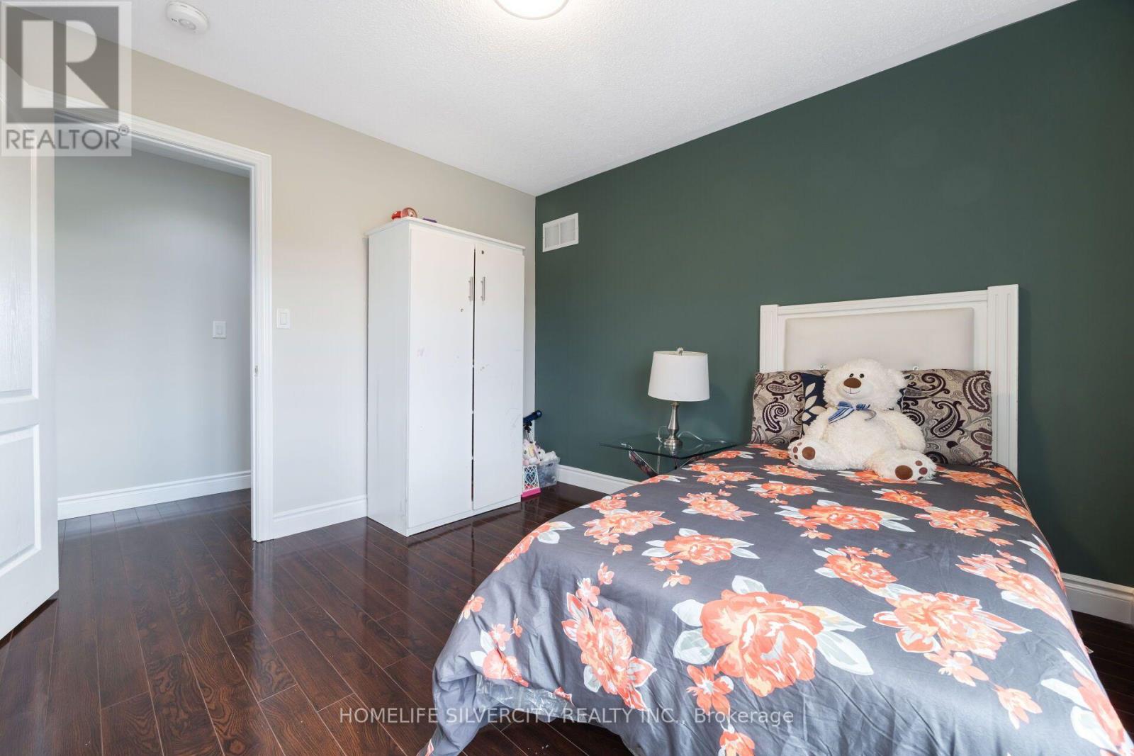 14 Levendale Court, Brampton, ON photo 30
