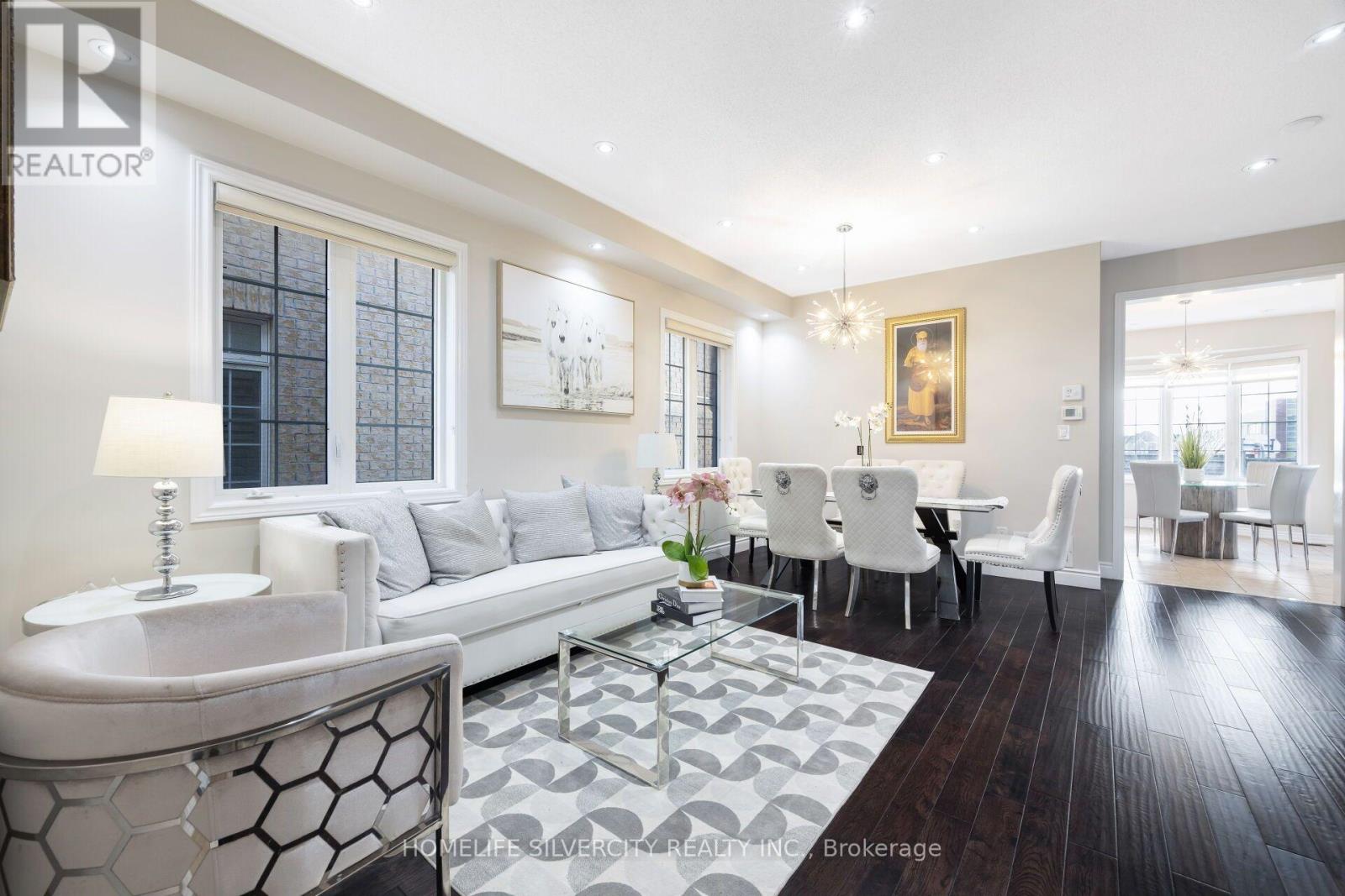 14 LEVENDALE COURT - 5