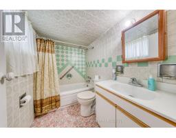 15 Haverson Boulevard, Toronto, ON M6M3J5 Photo 20