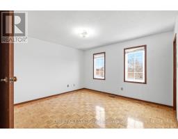 3 Forest Point Drive, Toronto, ON M6M5E8 Photo 14