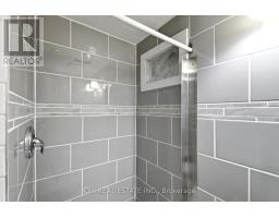 3 Forest Point Drive, Toronto, ON M6M5E8 Photo 28