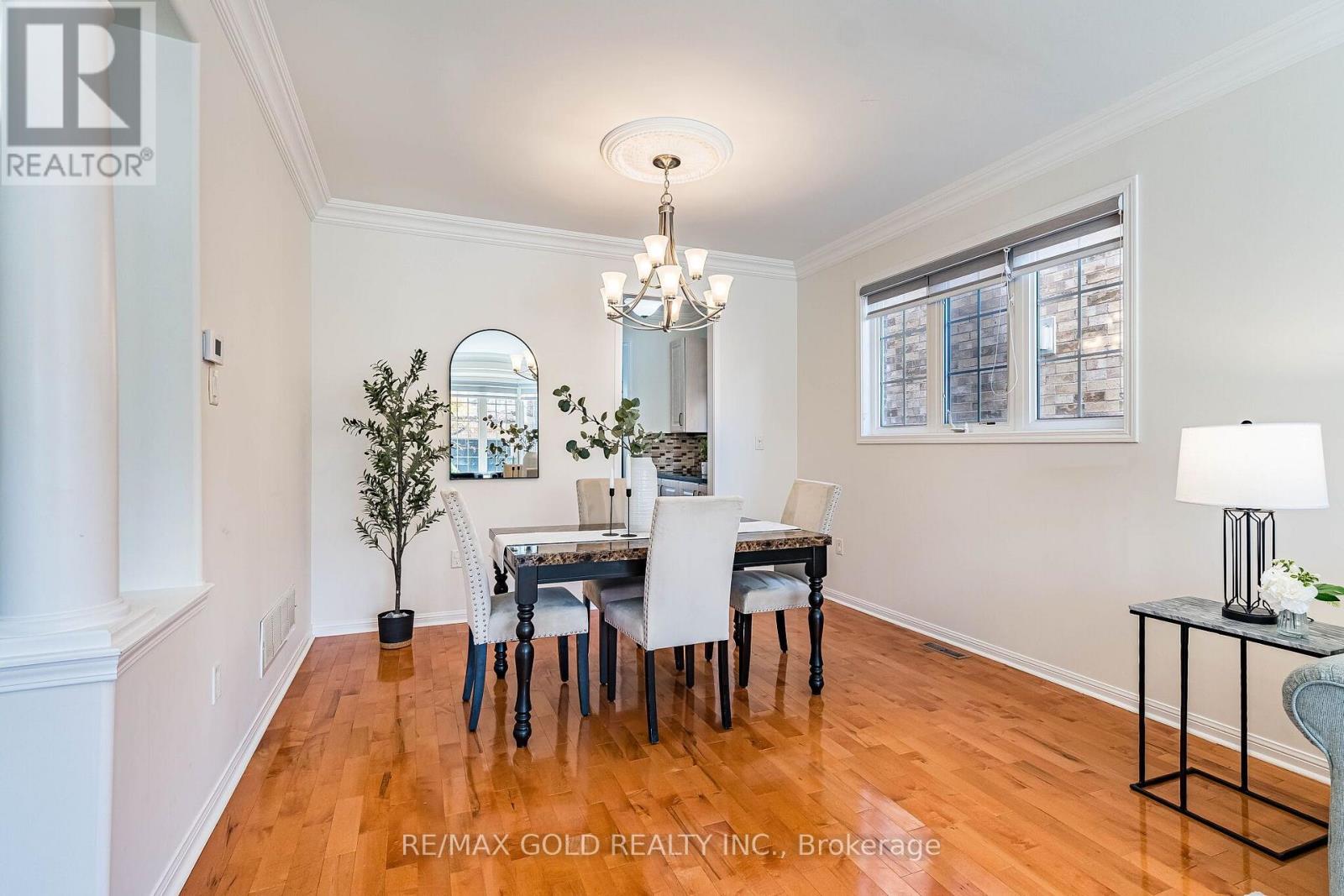 21 MISTYBROOK CRESCENT - 8
