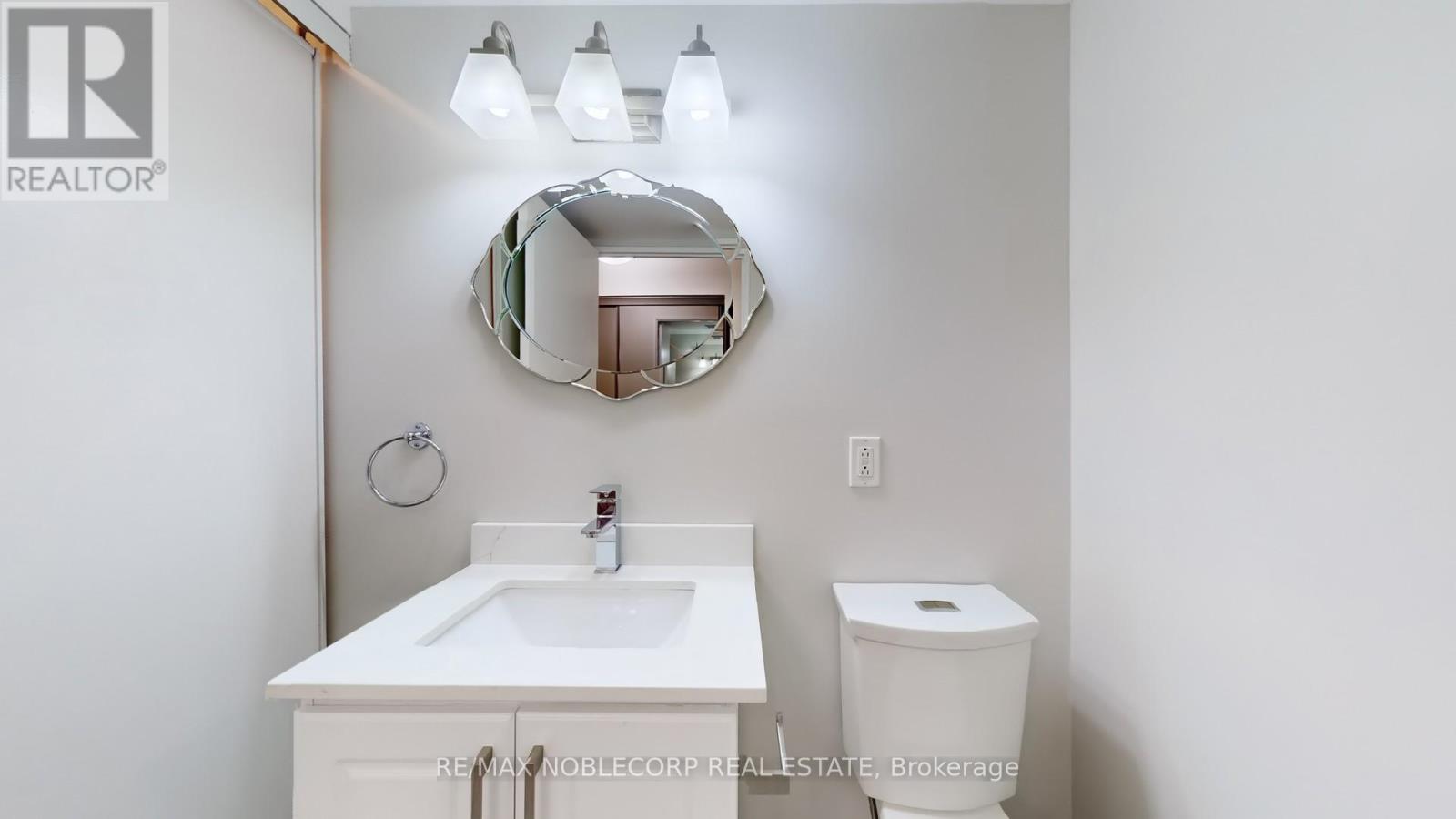 41 Markbrook Lane — photo 28