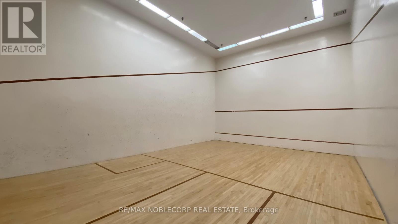 41 Markbrook Lane — photo 33