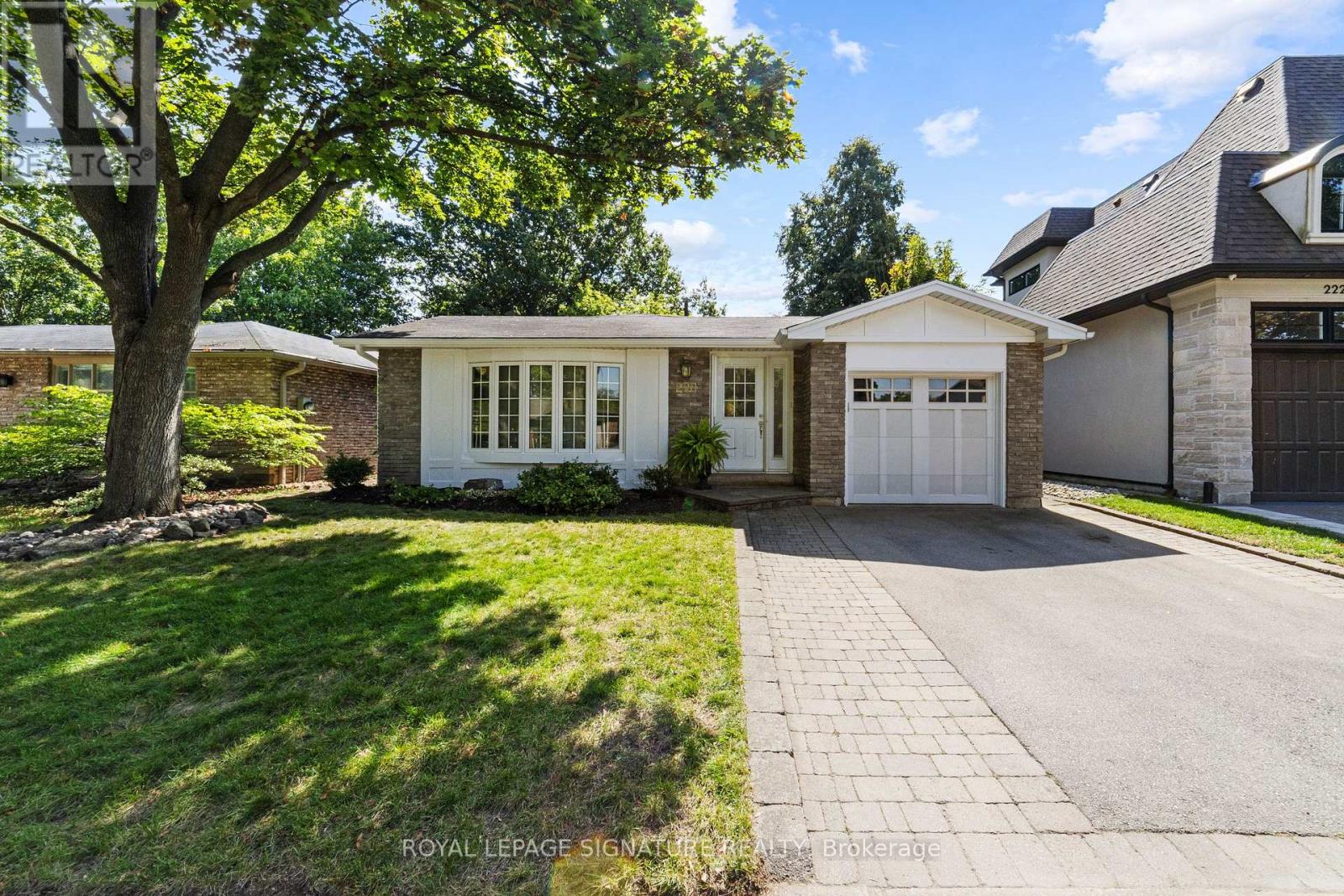 220 CHEBUCTO DRIVE - 1