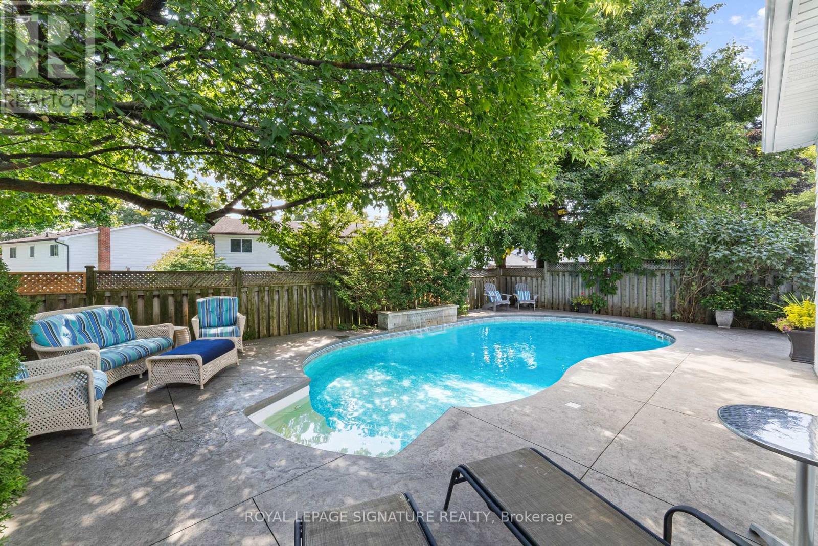 220 CHEBUCTO DRIVE - 30