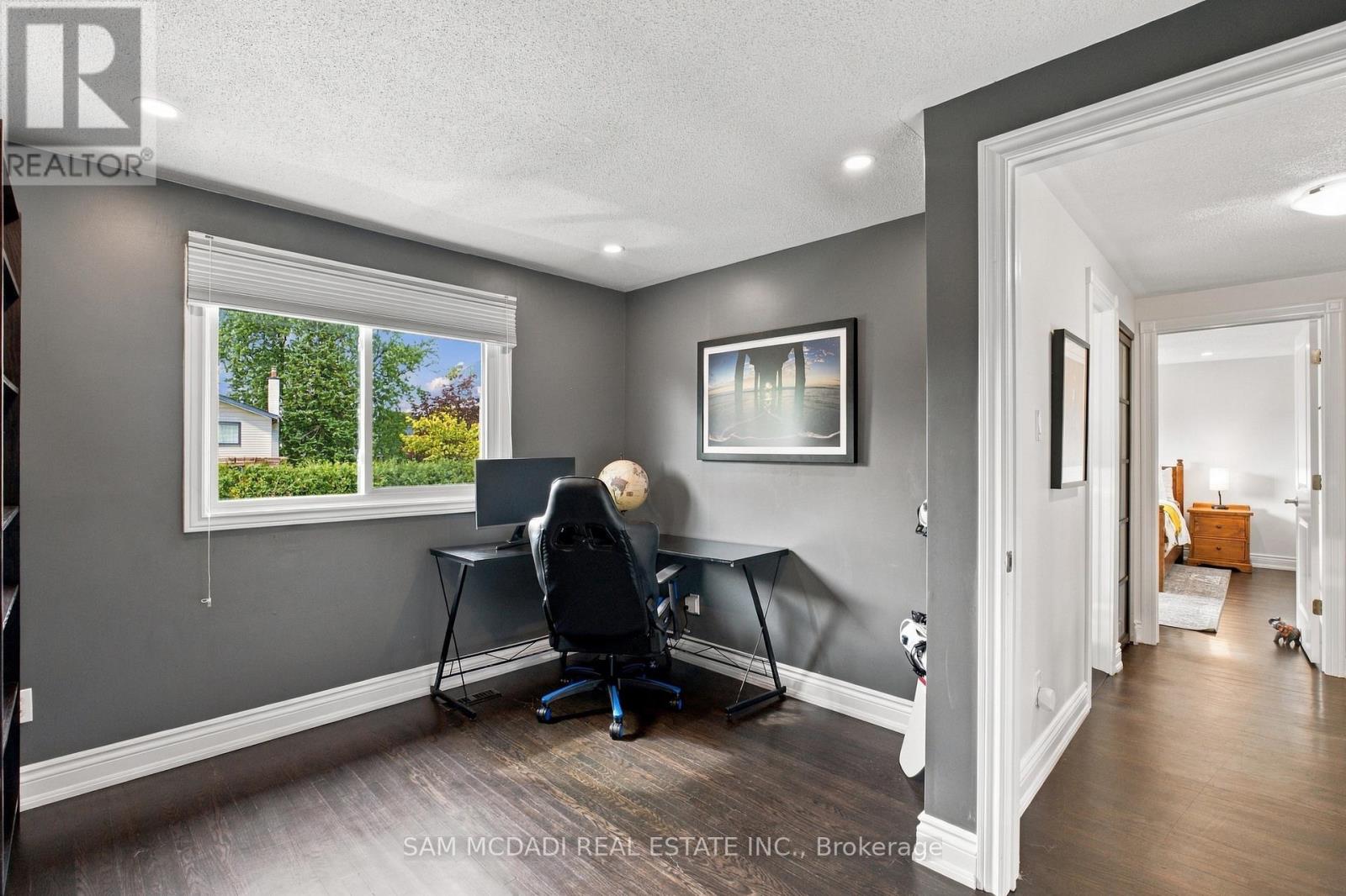 2528 FRANKFIELD ROAD - 24