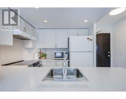 2011 - 8 Park Road, Toronto, ON M4W3S5 Photo 11