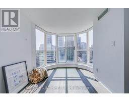 2011 - 8 Park Road, Toronto, ON M4W3S5 Photo 19