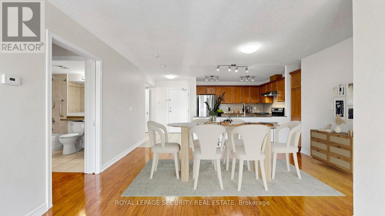 406- 8026 Kipling Avenue, Vaughan, ON photo 12