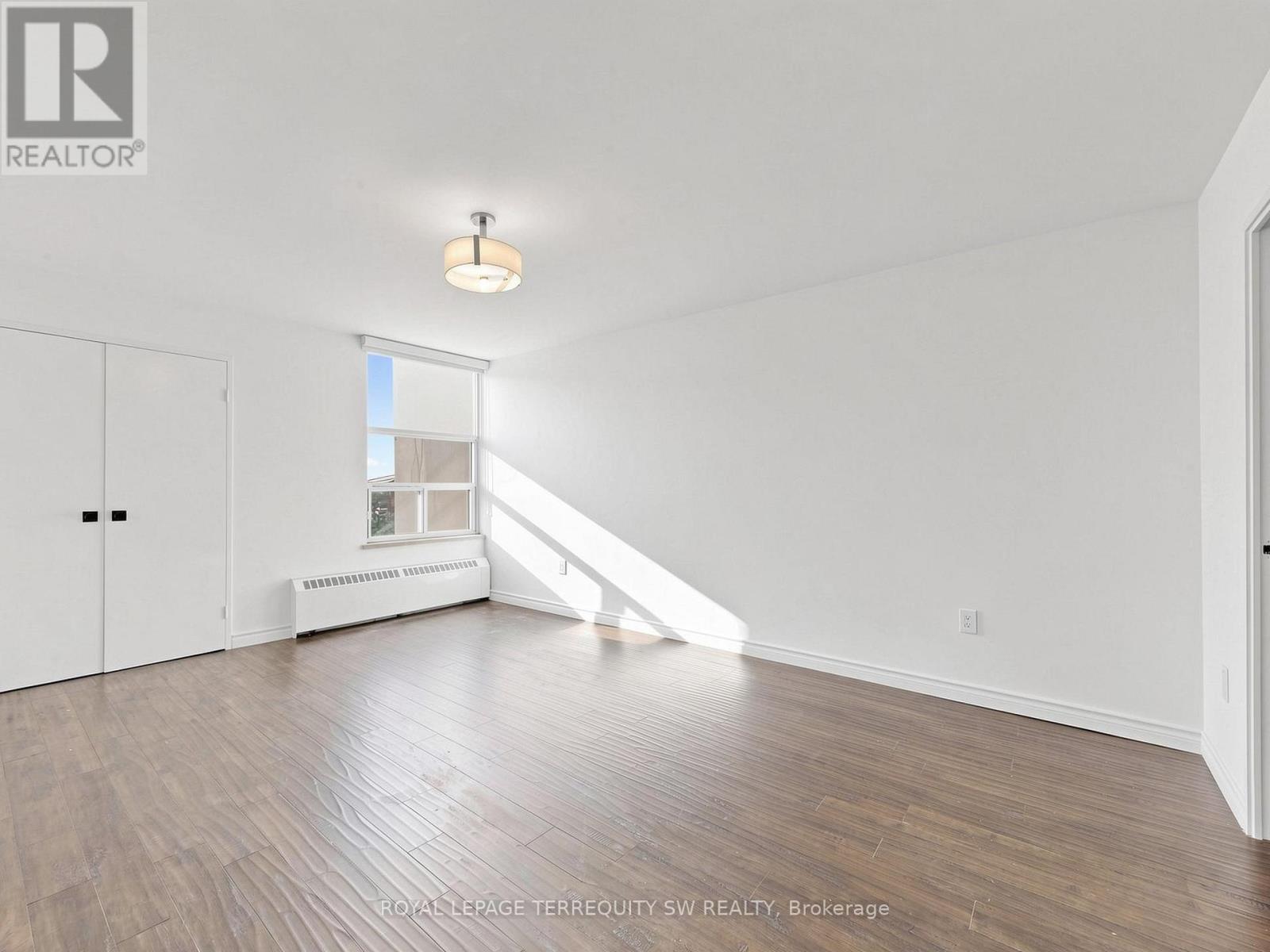 #2301 360 RIDELLE AVE AVENUE - 12