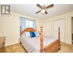 28 Dixon Crescent, Welland, ON L3C6P4 Photo 15