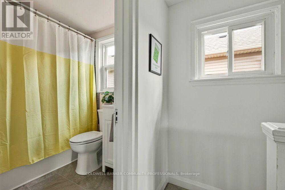 65 Edinburgh Avenue, Hamilton, ON photo 31
