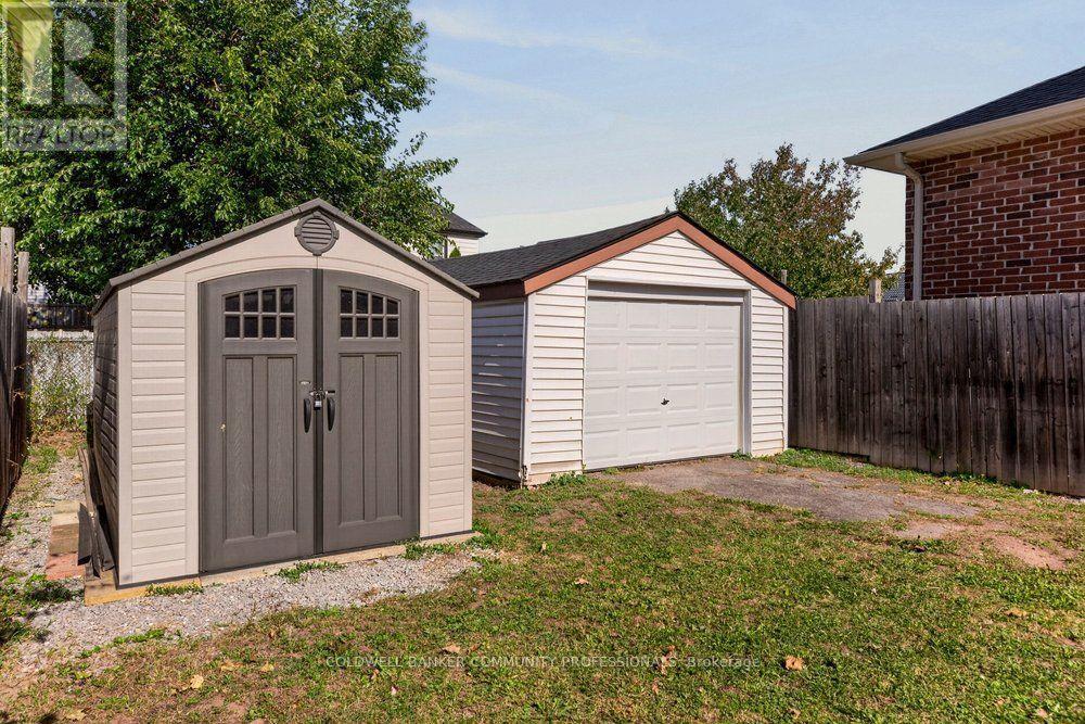 65 Edinburgh Avenue, Hamilton, ON photo 38