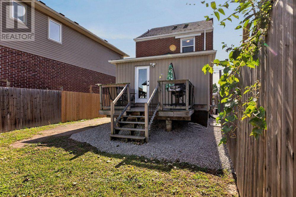 65 Edinburgh Avenue, Hamilton, ON photo 39