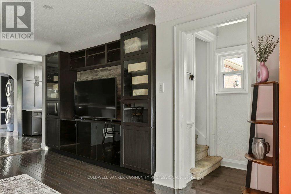 65 EDINBURGH AVENUE - 8