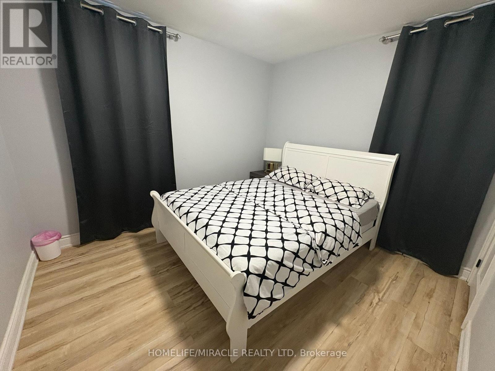 5659 ROBINSON STREET - 10