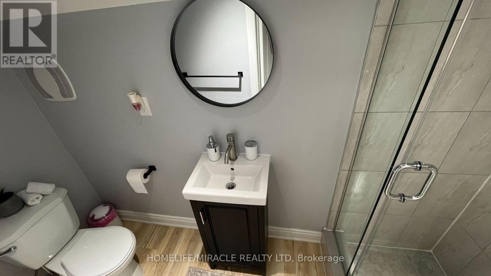 5659 Robinson Street, Niagara Falls, ON photo 14