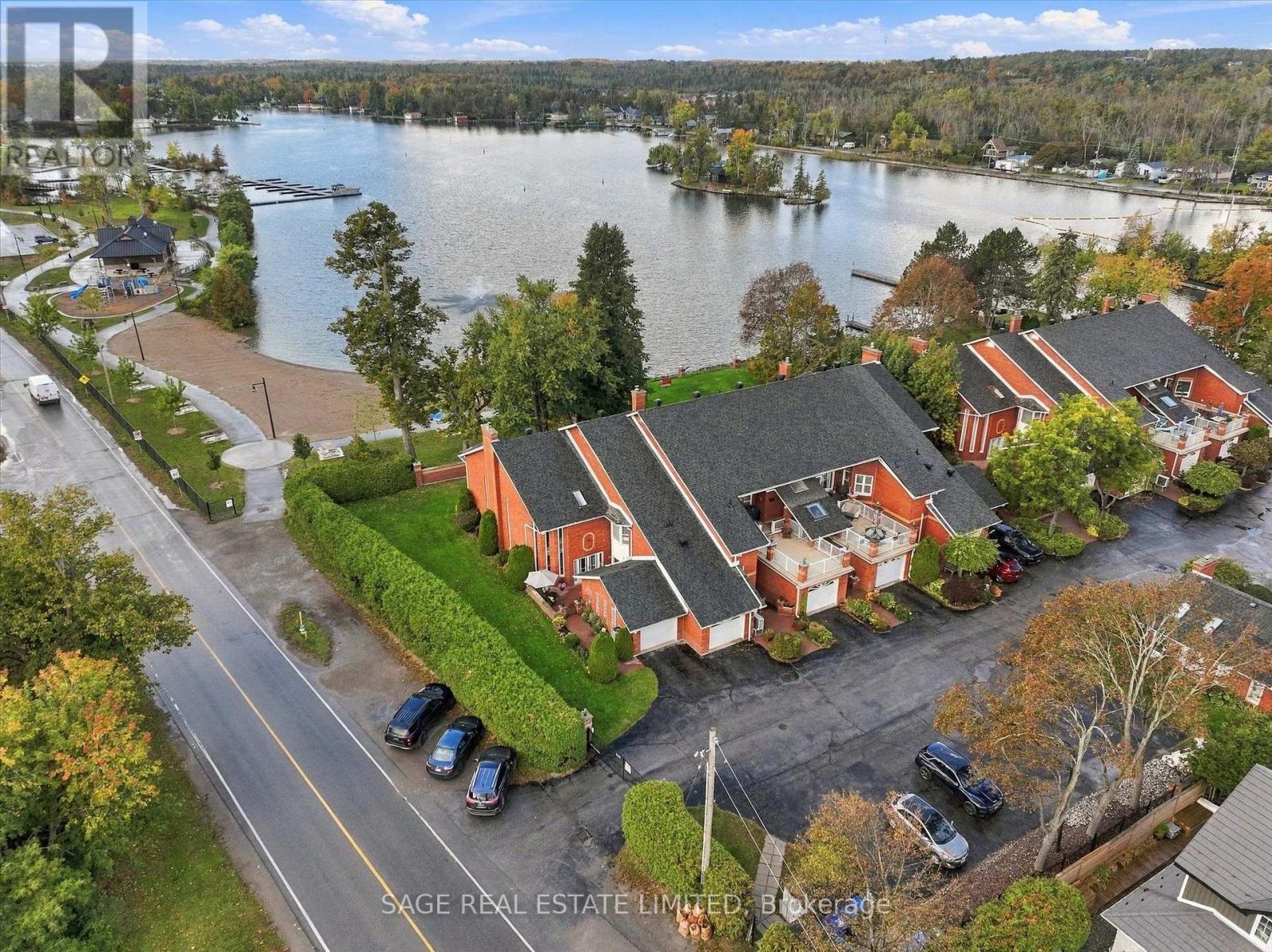 401- 1 Sherwood Street, Kawartha Lakes, ON photo 2