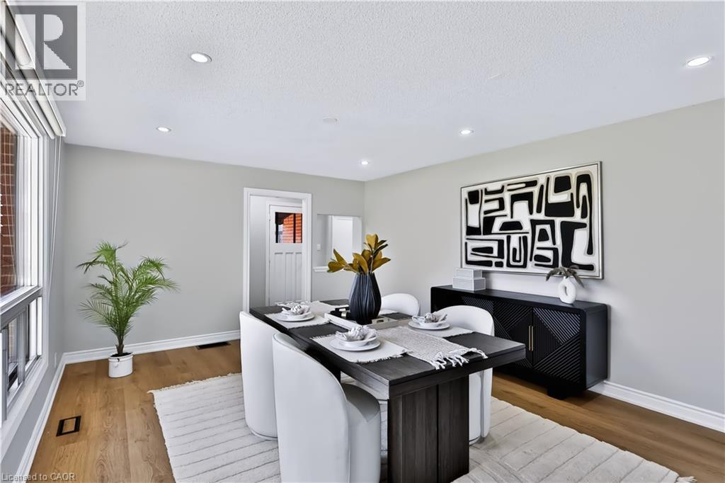 38 DEERHURST Road - 10
