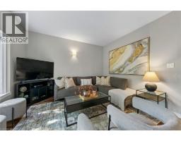 Sunroom - 2024 Grovetree Lane, Burlington, ON L7R4V4 Photo 10