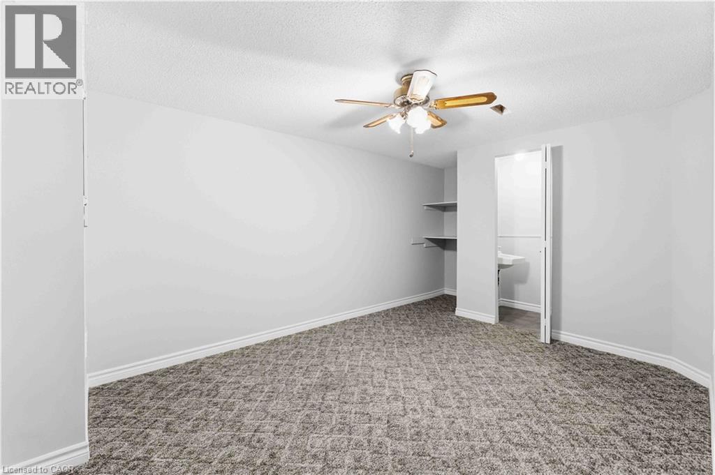 1396 Upper Ottawa Street — photo 15