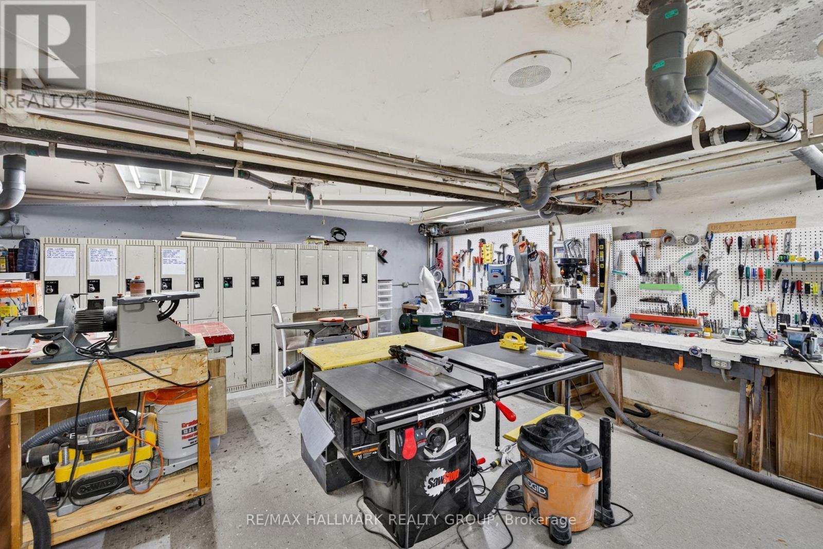 415 Greenview Avenue — photo 23