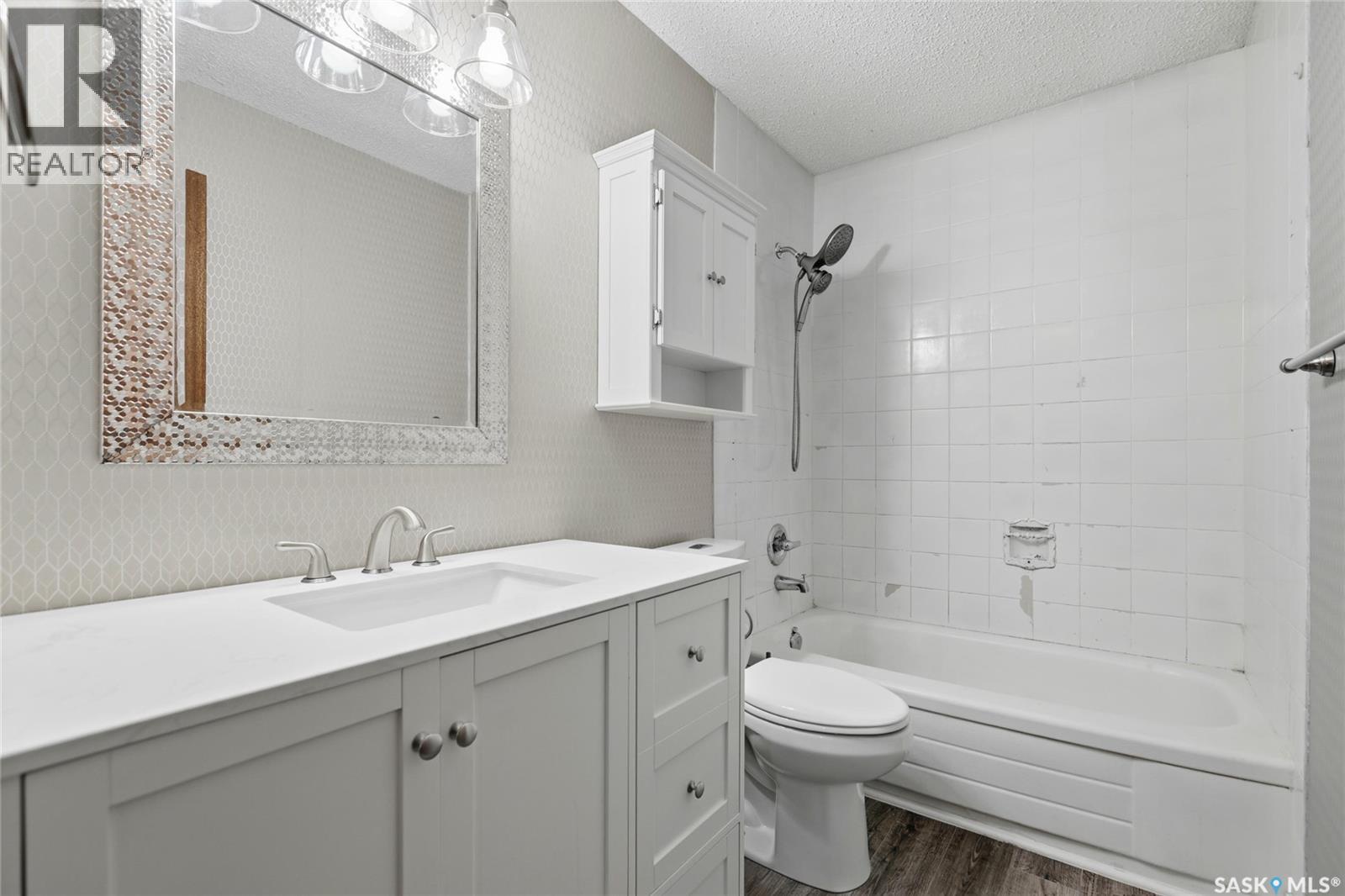 2127 CUNNING CRESCENT E, Regina — photo 34