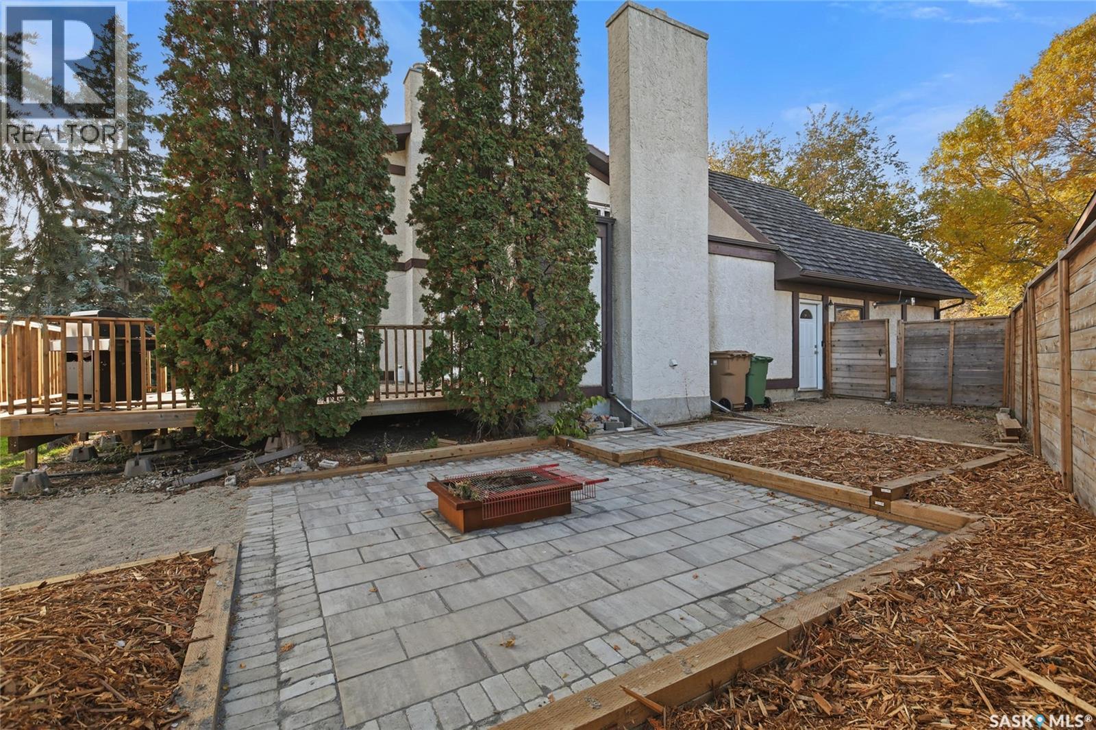 2127 CUNNING CRESCENT E - 48