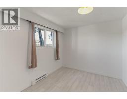 425 Stewart Ave, Nanaimo, BC V9S4C7 Photo 10