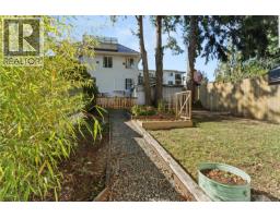 425 Stewart Ave, Nanaimo, BC V9S4C7 Photo 37