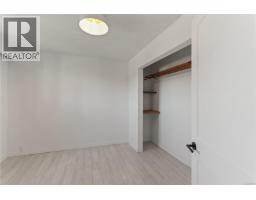 425 Stewart Ave, Nanaimo, BC V9S4C7 Photo 9