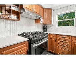 Family room/Fireplace - 3692 Beverly Glen ..., Plympton Wyoming, ON N0N1E0 Photo 10