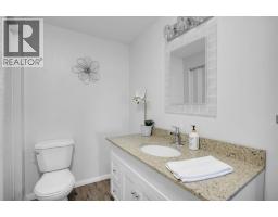 3692 Beverly Glen ..., Plympton Wyoming, ON N0N1E0 Photo 19