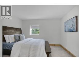 3692 Beverly Glen ..., Plympton Wyoming, ON N0N1E0 Photo 25