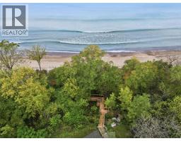 3692 Beverly Glen ..., Plympton Wyoming, ON N0N1E0 Photo 43