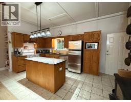 Sunroom - 5420 Heffley Louis Creek Road, Kamloops, BC V0E1Z0 Photo 6