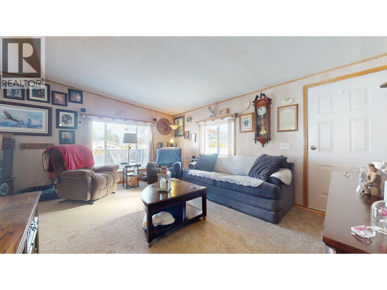 #10 2321 Industrial 2 Road - 19