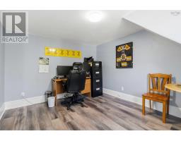25 Pearl Street, Bridgewater, NS B4V2P4 Photo 23