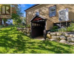 25 Pearl Street, Bridgewater, NS B4V2P4 Photo 27