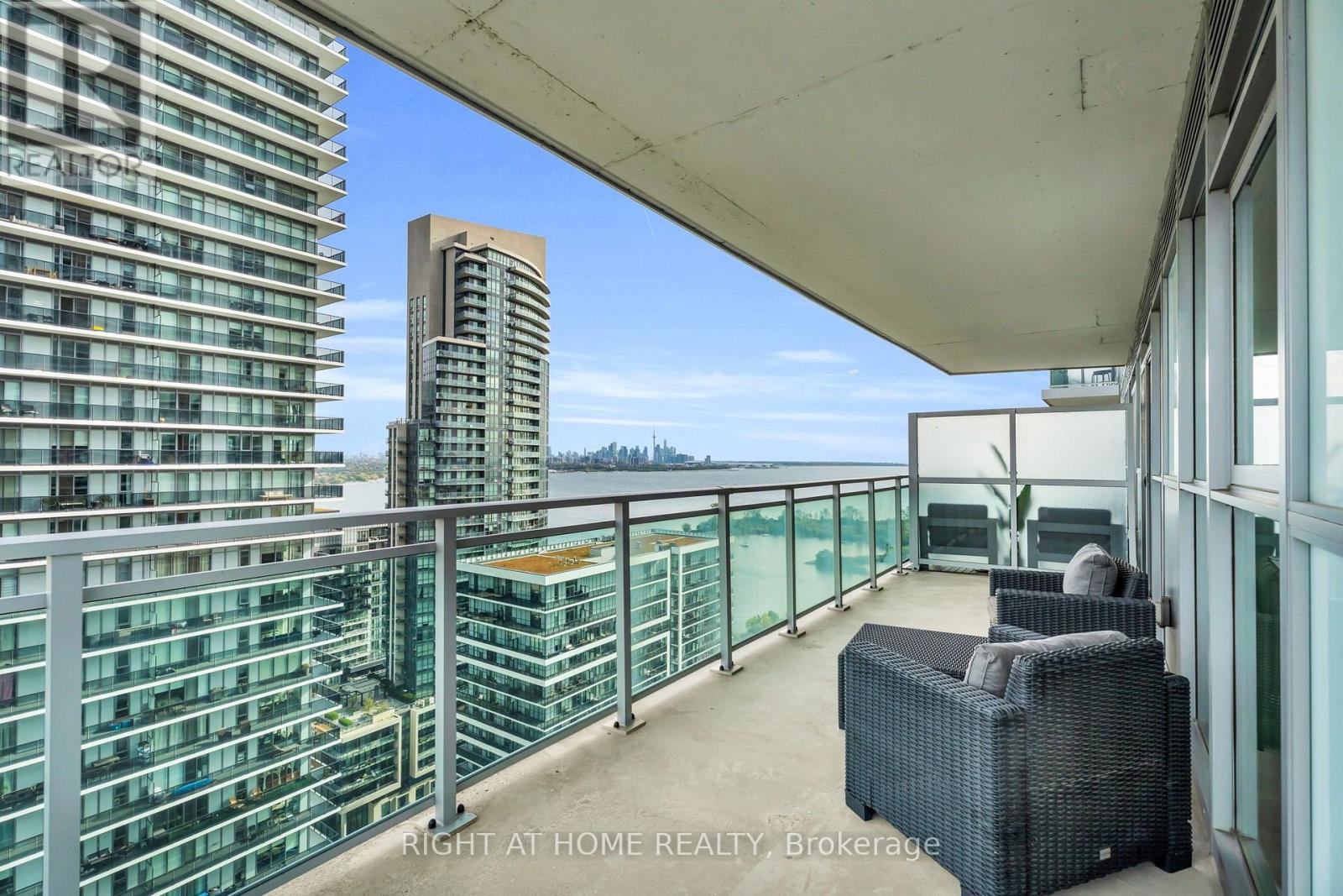 #2304 33 SHORE BREEZE DRIVE - 24