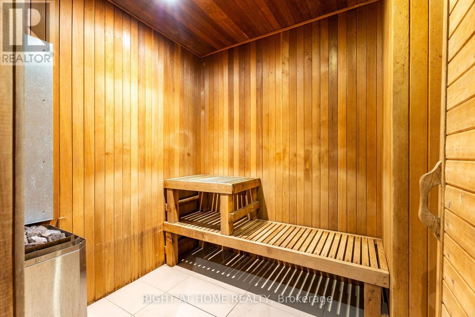 2304- 33 Shore Breeze Drive, Toronto, ON photo 33