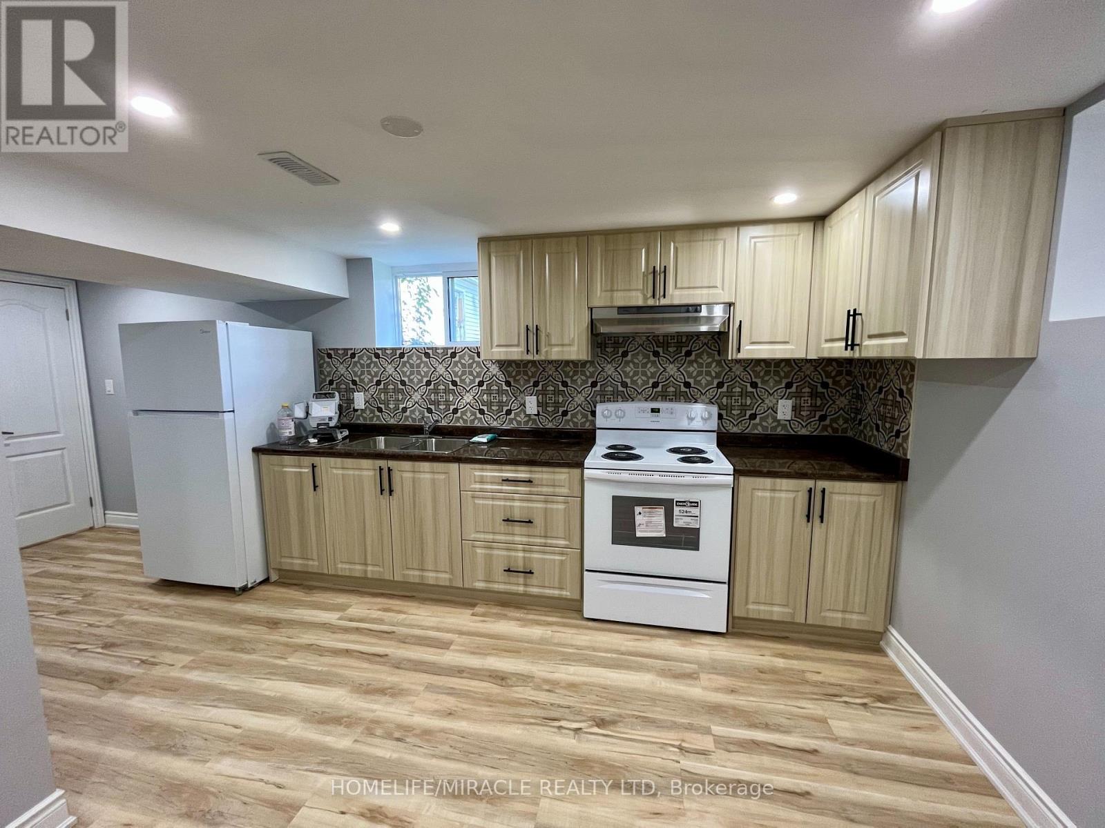 5659 ROBINSON STREET - 19