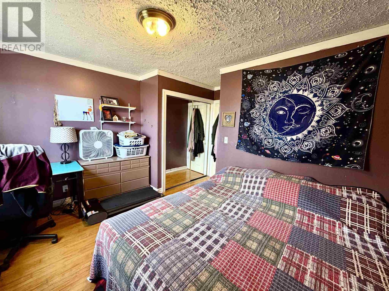 40 Churchill AVE - 15